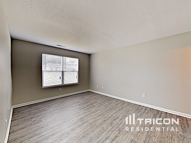 Building Photo - 10750 Tedder Lake Dr