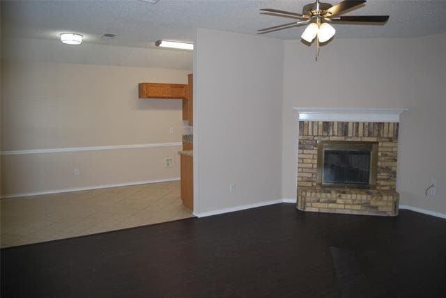 Building Photo - 3015 Scenic Glen Dr