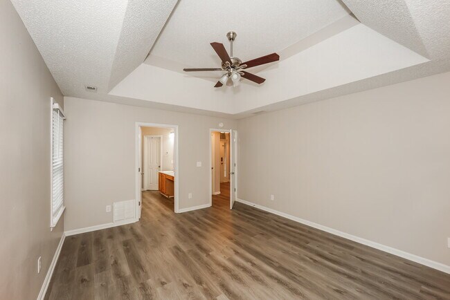 Building Photo - 309 Westhill Dr