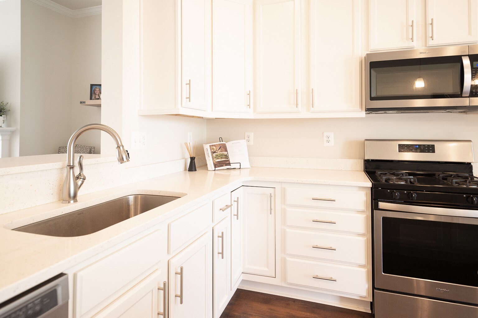 Building Photo - 309 Spring Bank Way