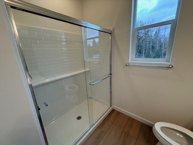 Building Photo - Elegant 4-Bed, 4-Bath 3-Story Home with Gourmet Kitchen & Private Backyard