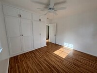 bedroom - 936 Palms Blvd