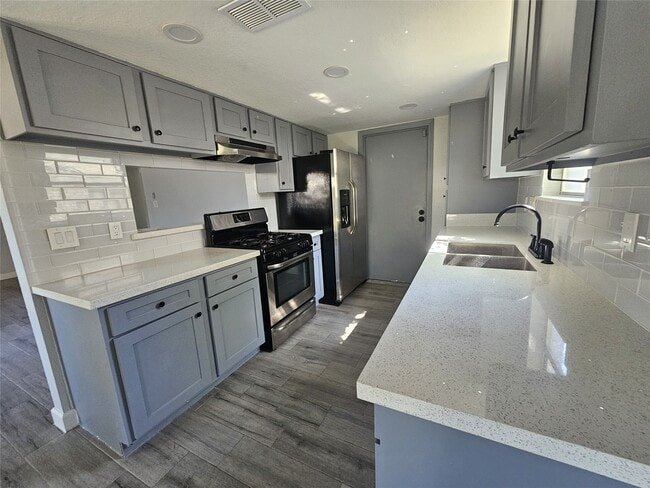 Building Photo - 2519 Piddler Dr