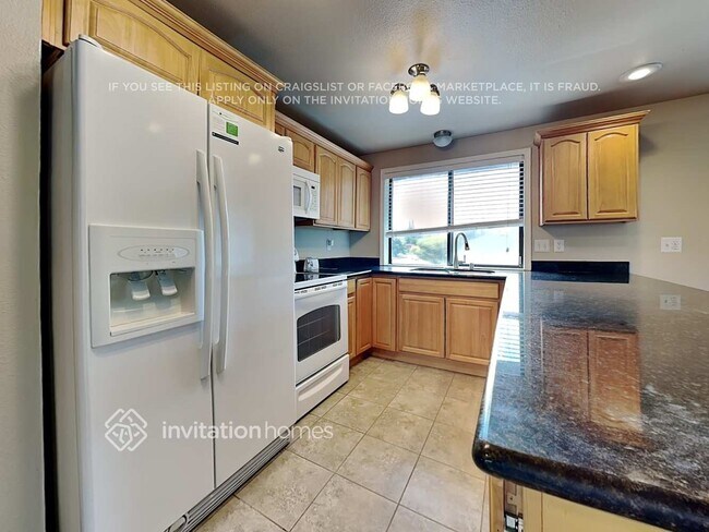 Building Photo - 926 S Magnolia Ln