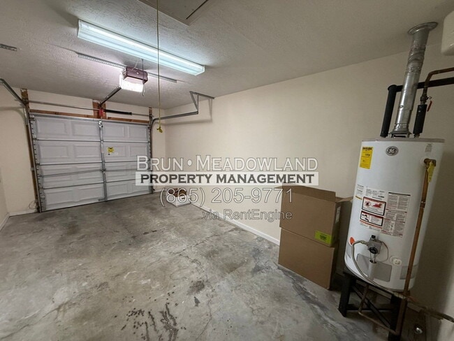 Building Photo - 1555 Ellery Ln