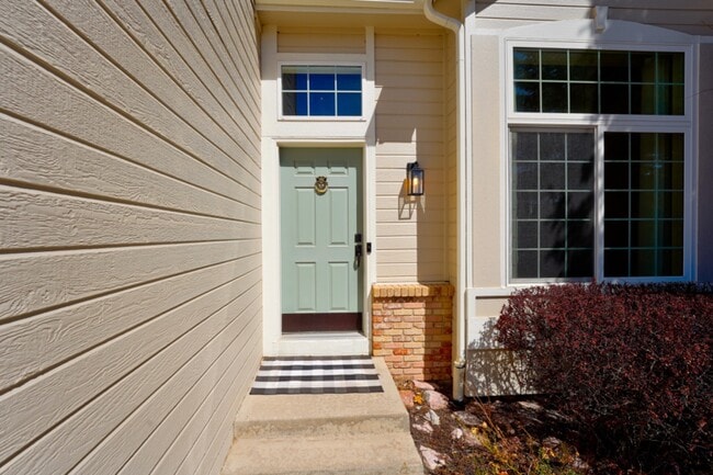Building Photo - 9045 Aldersgate Ct