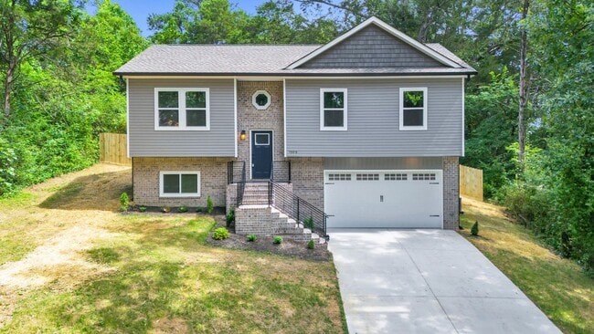Primary Photo - Brand new, 4 bedroom home!