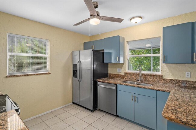 Building Photo - 7724 Arlight Dr
