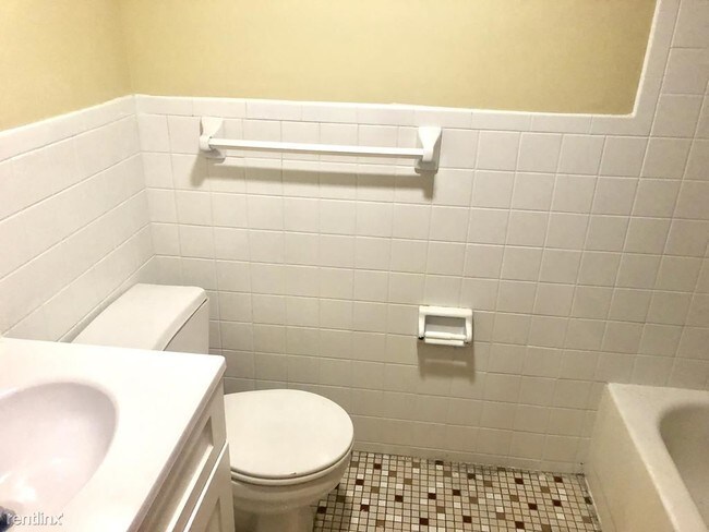 Building Photo - 4412 Walnut St