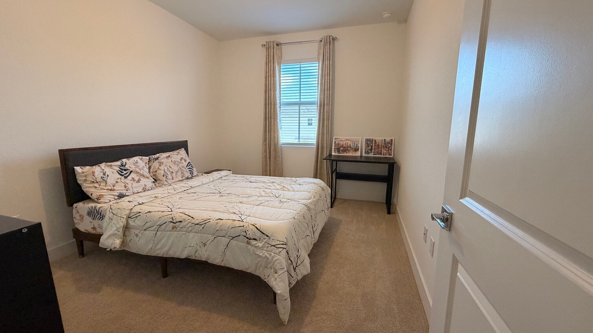 Building Photo - 16942 SW 2nd Ct