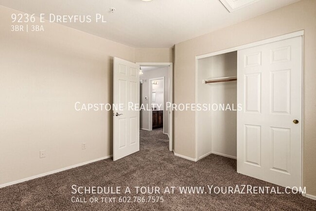 Building Photo - 9236 E Dreyfus Pl