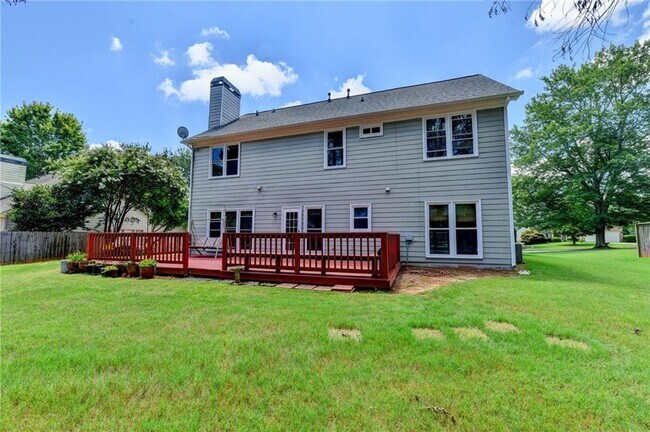 Building Photo - 2835 Crestmont Ct