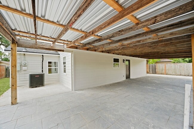 Building Photo - 10211 Glenmawr Dr