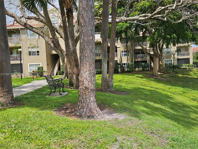 Building Photo - 1780 Palm Cove Blvd