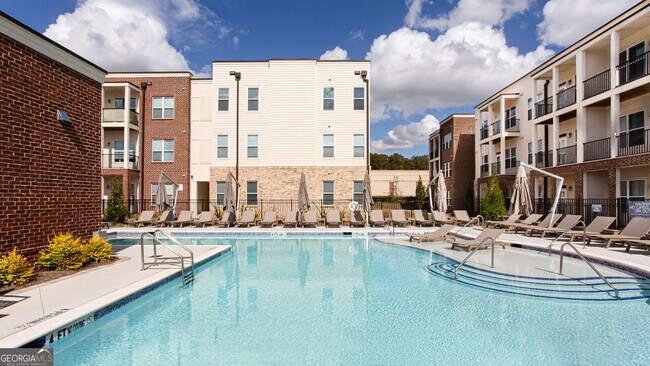 Building Photo - 300 Prominence Point Pkwy