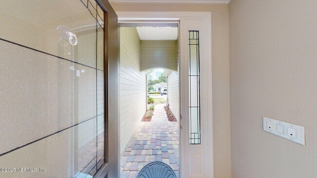 Building Photo - 614 Tintamarre Dr