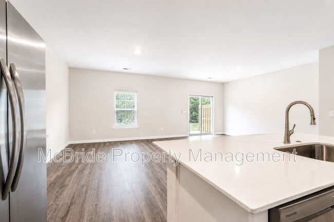 Building Photo - 1018 Aldrich St
