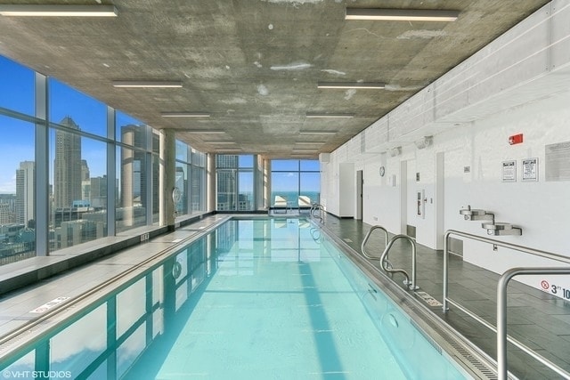 Building Photo - 600 N Fairbanks Ct