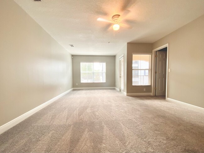 Building Photo - 4956 Luge Ln