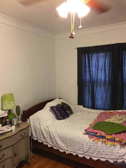 Building Photo - 4922 California St