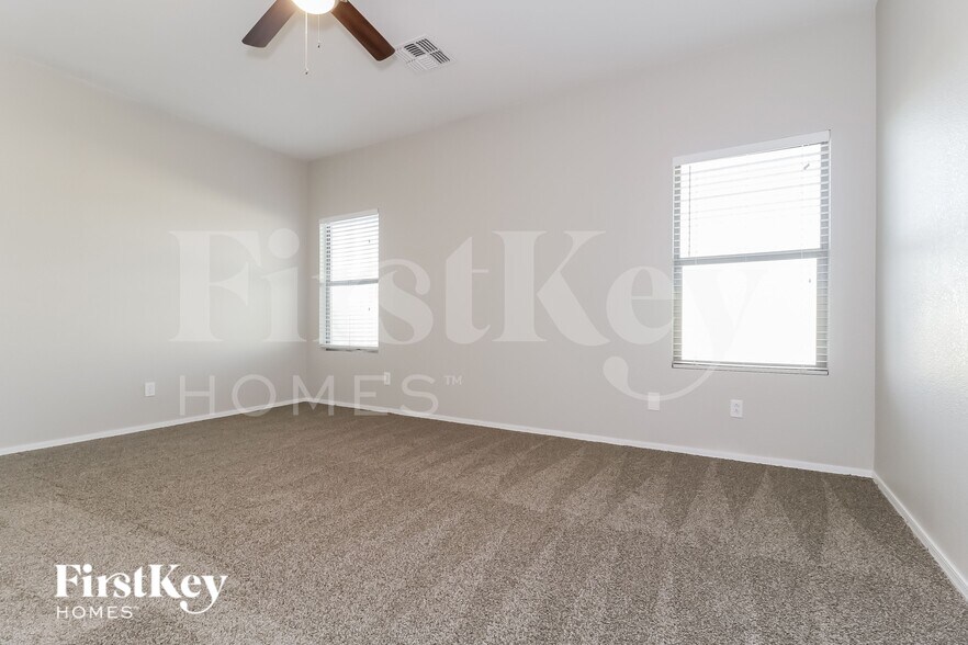 Building Photo - 11518 N 154th Ln