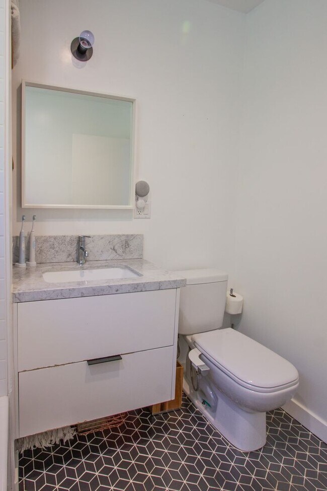 Building Photo - Spacious 4BR/3BA Westchester Home with Private Backyard, BBQ & Security System
