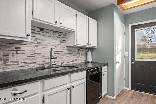 Building Photo - 22355 Whispering Birch Dr