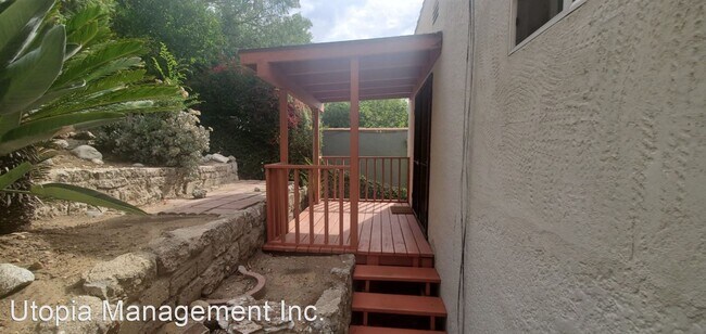 Building Photo - 2 br, 1 bath House - 863 Crestwood Terrace