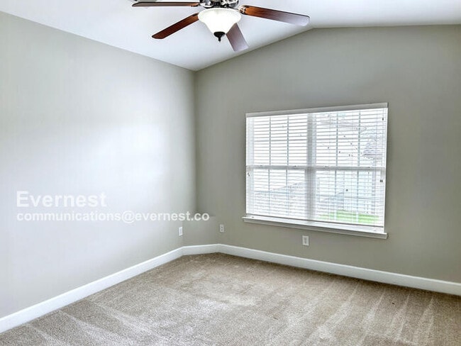 Building Photo - 9109 Otter Ln