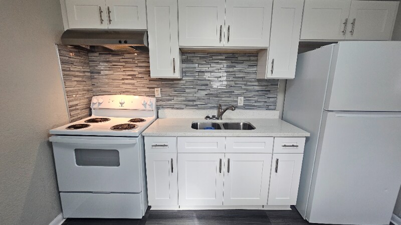 Building Photo - 101 S Forest St