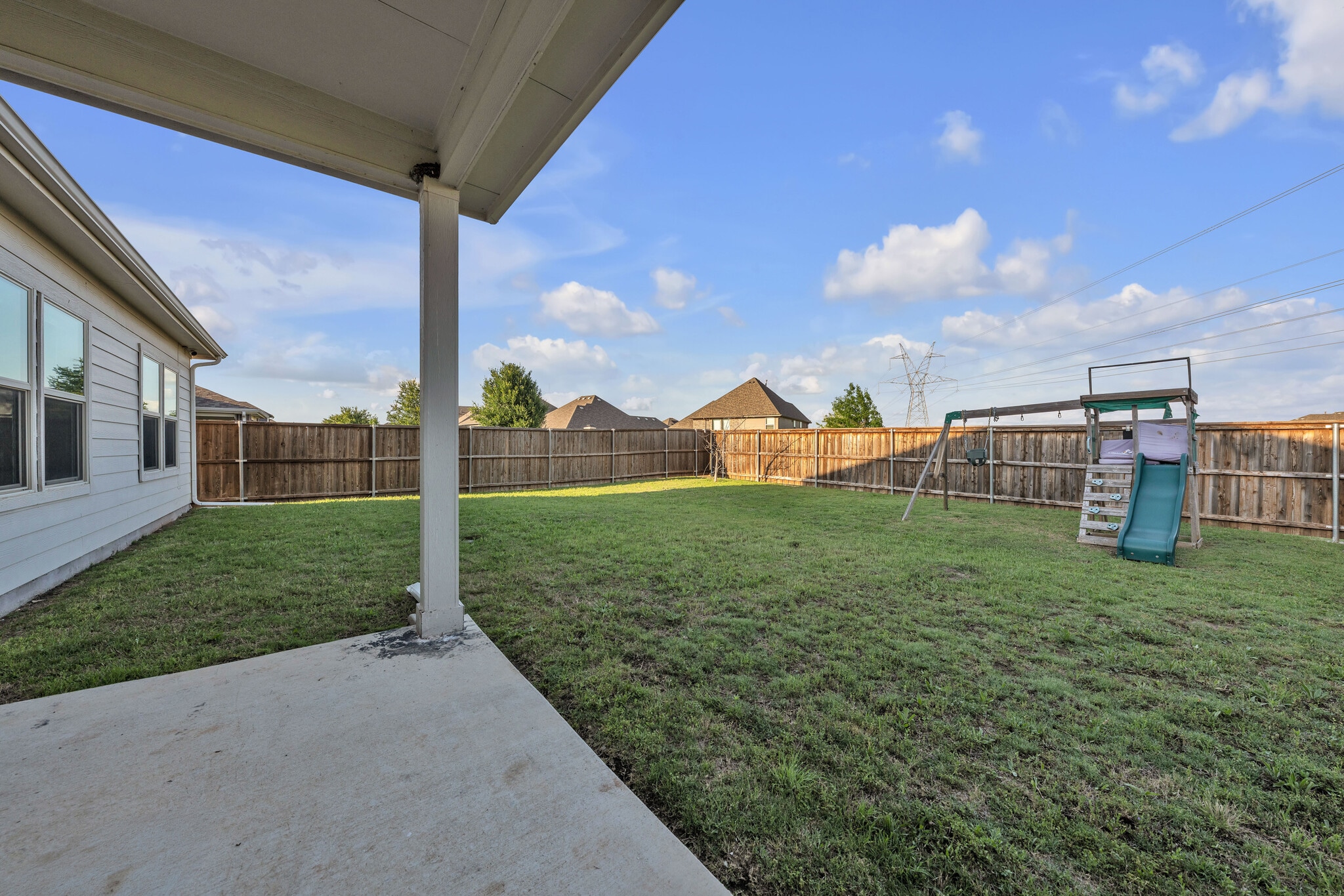 Building Photo - 10012 Callan Ln
