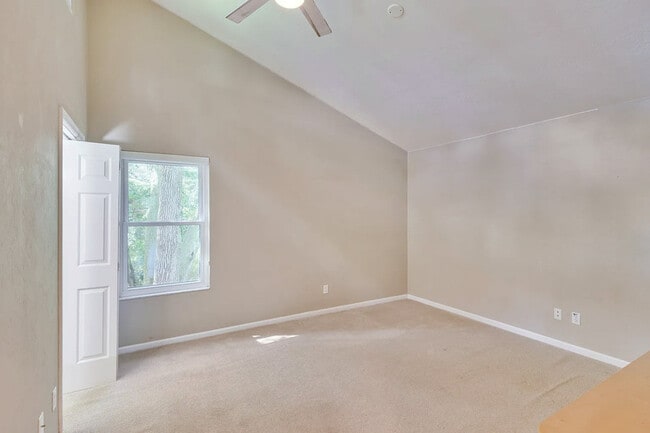 Building Photo - 3903 Dunleer Ct