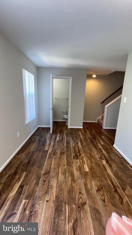 Building Photo - 10364 College Square