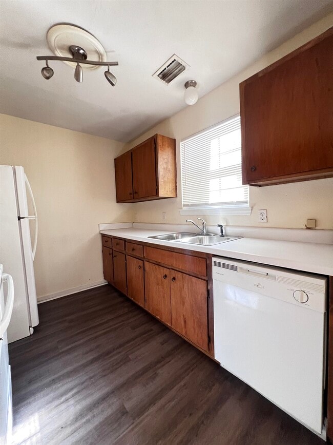 Building Photo - 4785 Gautier Dr