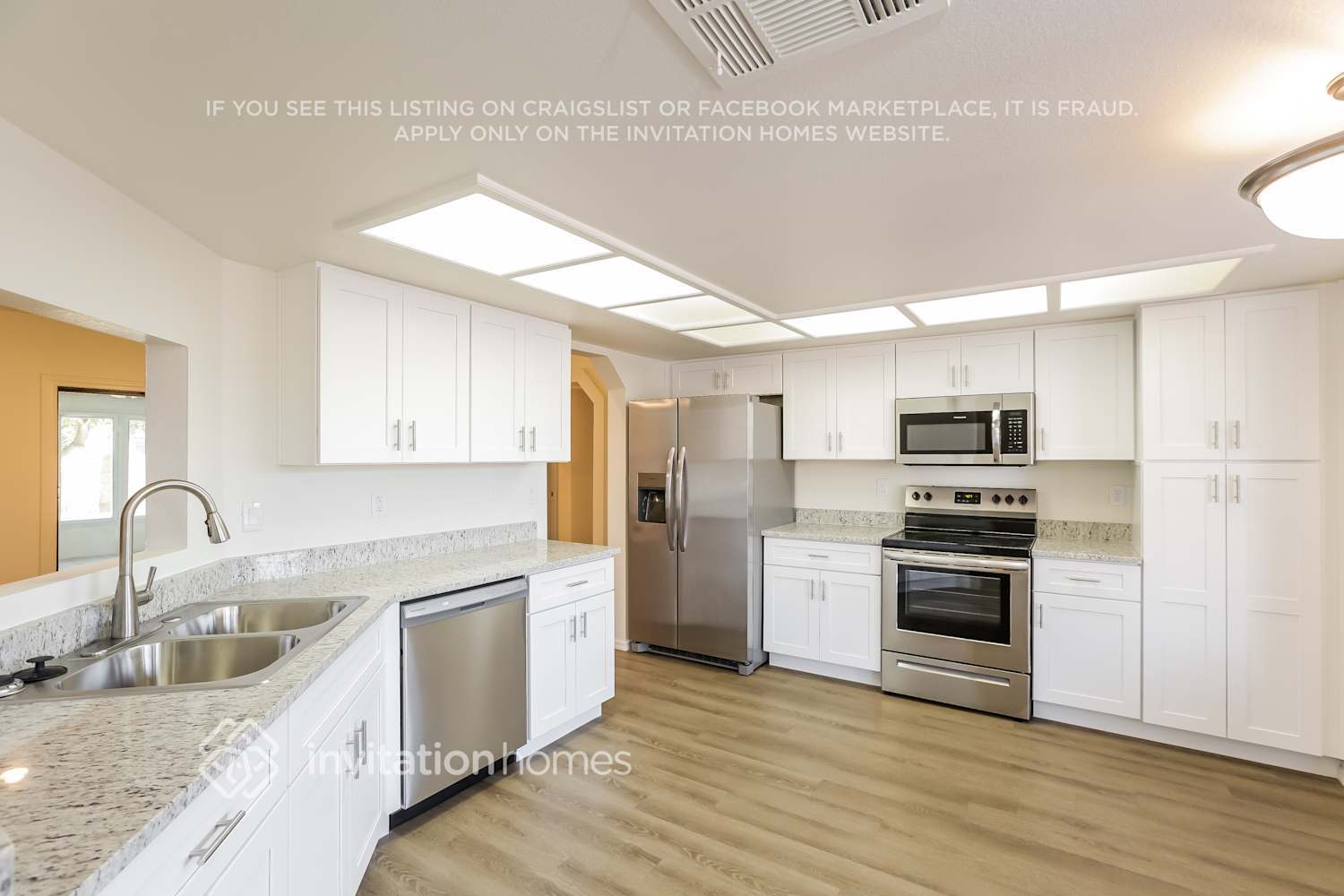 Building Photo - 1524 W Mission Dr
