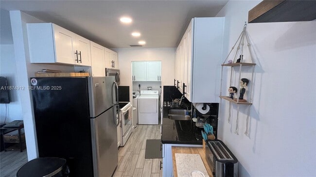 Building Photo - 130 NW 57th St