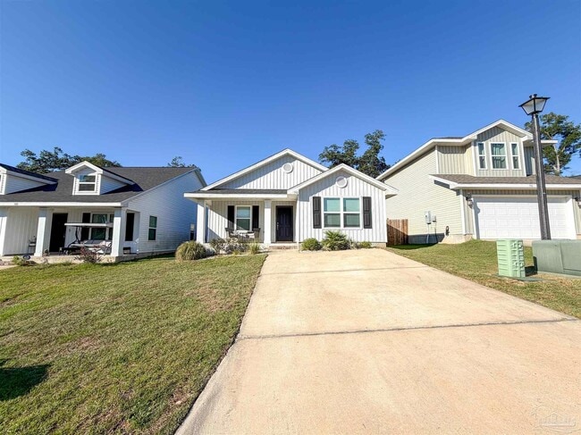 Building Photo - 392 Hilburn Ln