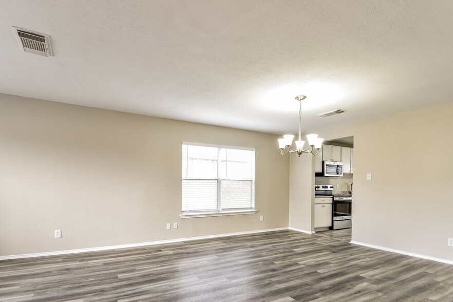 Building Photo - 6911 Waterfall Pass