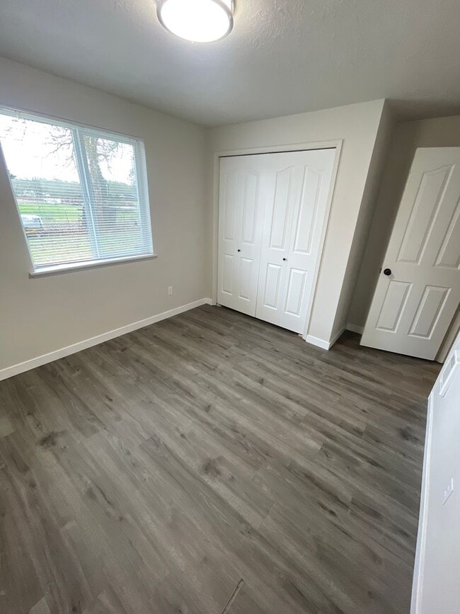 Building Photo - Must See Updated 3 Bedroom with Large Yard!