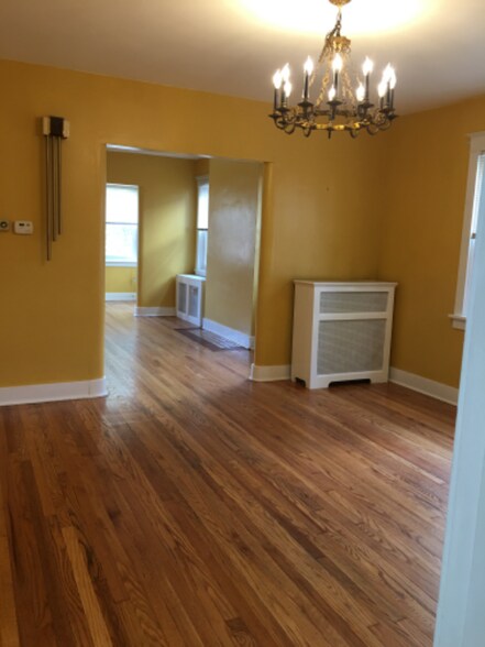 Building Photo - 2277 Shady Ave