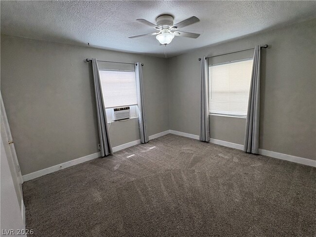 Building Photo - 111 Dogwood St