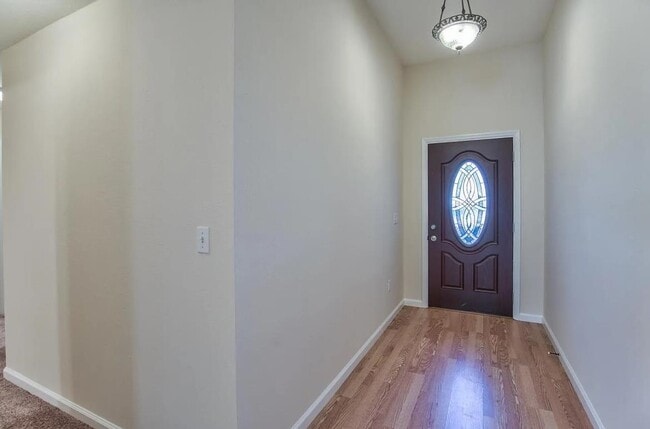 Building Photo - 6811 Donerail Trail