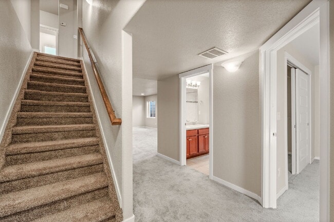 Building Photo - Pristine 4 Bedroom Home in Colorado Springs