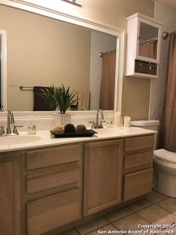 Building Photo - 7138 Valewood View
