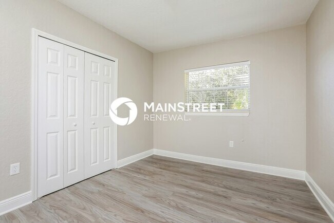 Building Photo - 3 Bedroom Pet-Friendly Home in Apopka, FL with Main Street Renewal
