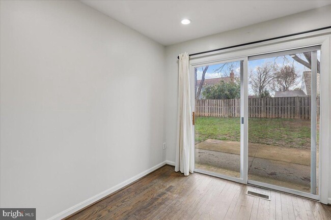 Building Photo - 13228 Pleasantview Ln