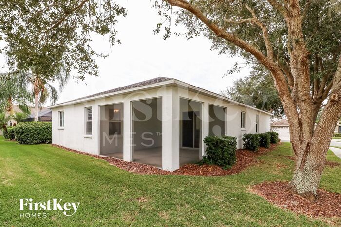 Building Photo - 1080 Clearpointe Way