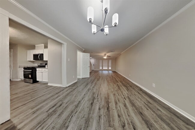 Building Photo - 407 Douglas Fir Dr