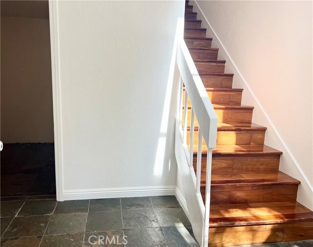 Building Photo - 27521 Nivelada