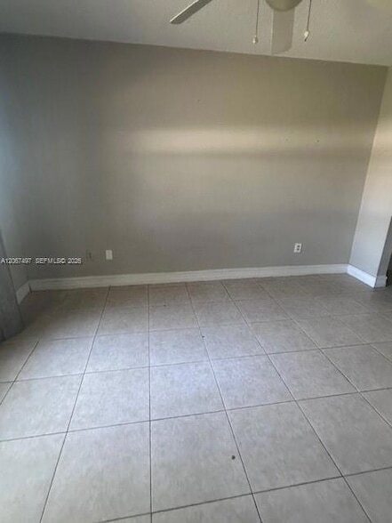 Building Photo - 20725 NE 8th Ct